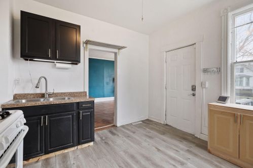 405 Jessamine Ave, Saint Paul MN  55130-3758 exterior