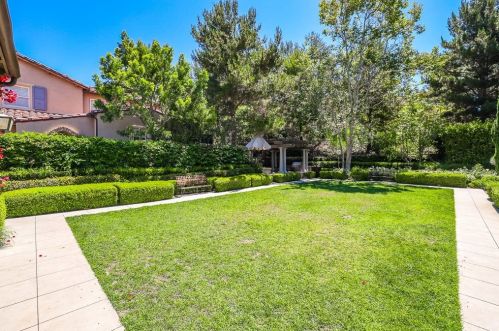 77 Canyoncrest, Irvine CA  92603-0131 exterior