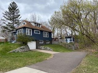 695 Idaho Ave, Saint Paul, MN 55106-1011