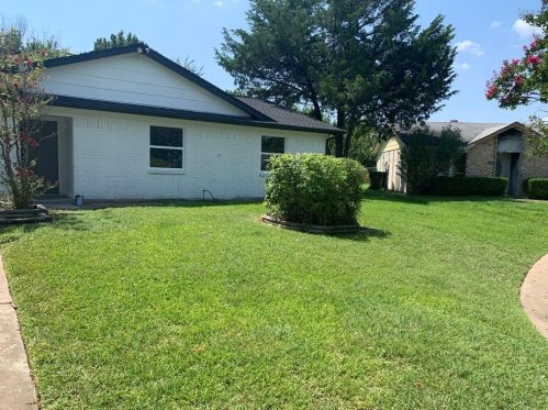 1222 Cove Dr, Garland TX  75040-8157 exterior