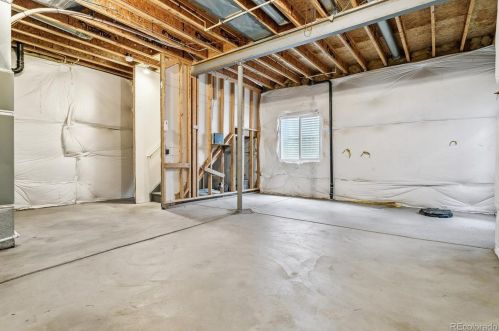 17042 Wyoming Dr, Denver CO 80017-5296 exterior