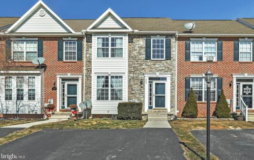 355 Mineral Dr, York, PA 17408-6292