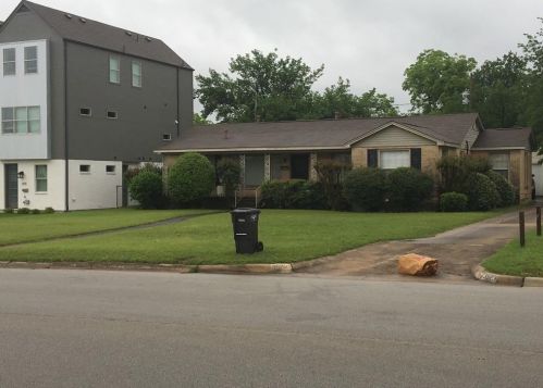 3523 Hills Ave, Fort Worth, TX 76109-3632