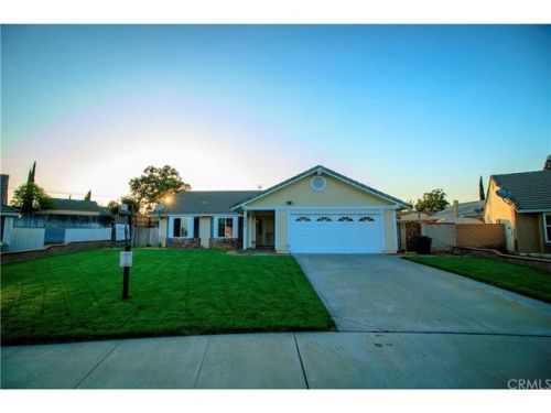 998 Lancewood Ave, Rialto, CA 92376-3833