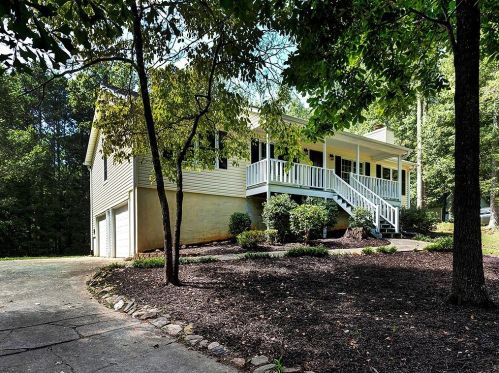 4727 Jade Trl, Holly Springs, GA 30115-6938