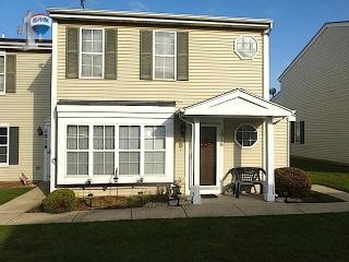 1916 Cherrywood Ct, Joliet, IL 60435-3795