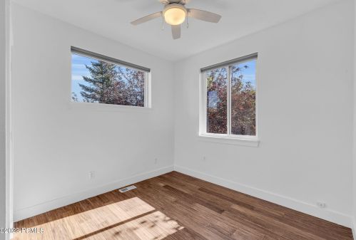 1025 Old Stone House Way, Park City UT 84098-5413 exterior