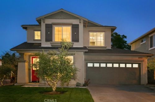 16822 Clovergreen Ln, Huntington Beach, CA 92649-4089
