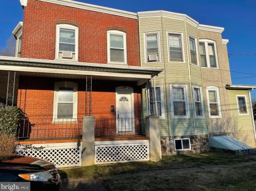 1038 Grant Ave, Camden NJ 08107-2011 exterior