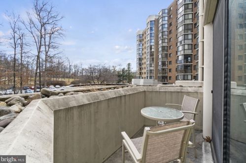 15101 Interlachen Dr, Silver Spring MD 20906-5601 exterior