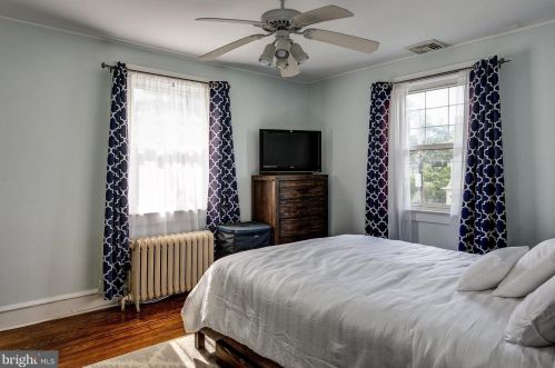 405 Avondale Ave, Haddonfield NJ 08033-2809 exterior