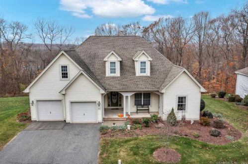 197 Rosewood Ln, Kensington, CT 06037-4085