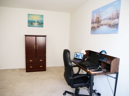 43113 Homestead St, Lancaster CA  93535-4837 exterior