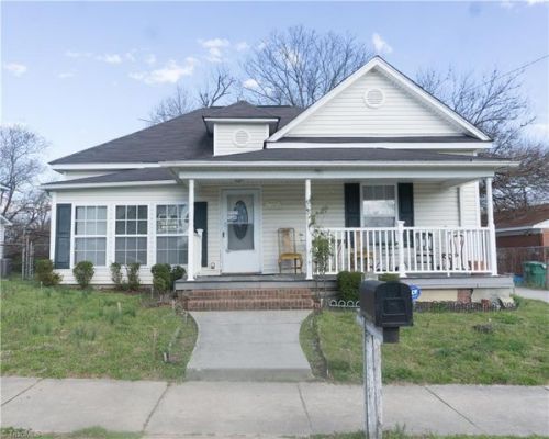 713 Park St, High Point, NC 27260-7617
