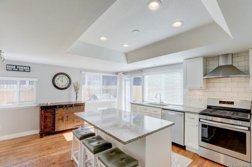 7870 Valentia St, Englewood CO 80112-3302 exterior