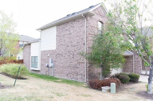 3632 Swiss Ln, Irving TX  75038-7789 exterior