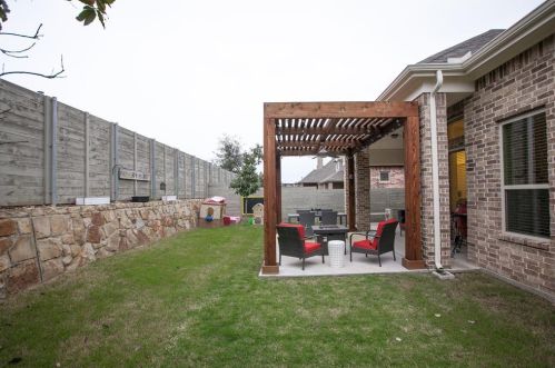 209 Sunrise Dr, Argyle TX 76226-1298 exterior