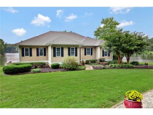 2399 Acoma Dr, Powhatan, VA 23139-6147