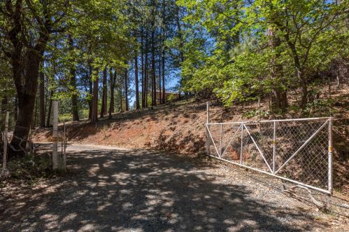 5385 Magnum Ln, Swansboro Country, CA 95667-8826