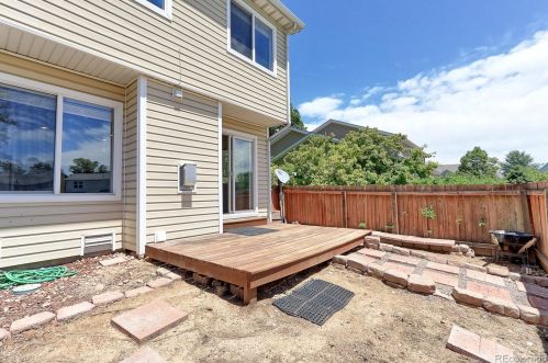 1526 Oak Creek Dr, Loveland CO  80538-2093 exterior