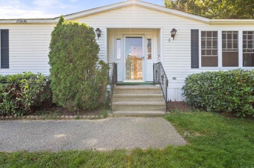 17 Justins Ct, Laconia, NH 03246-1312