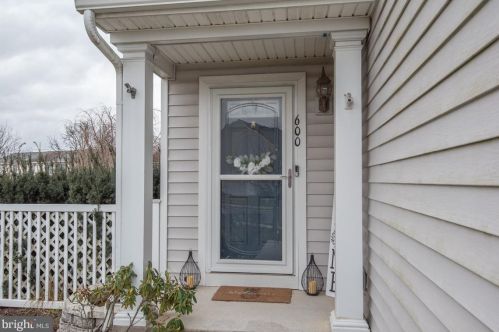 600 Fox Ridge Ln, Lebanon PA 17042-7692 exterior