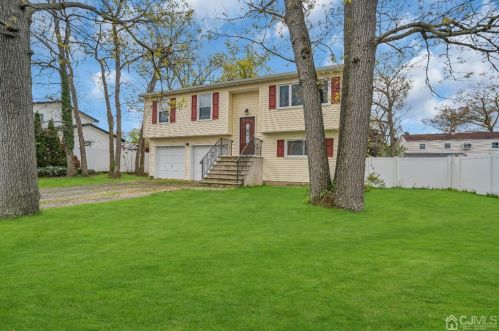 19 Belmont Ave, Old Bridge, NJ 08857-1120