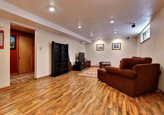 5525 Amherst Ave, Denver CO  80222-6908 exterior