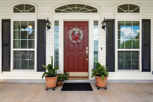 9796 Shr Dr, Conroe TX  77318-6652 exterior