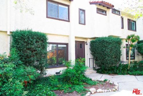 3200 Fairesta St, Glendale CA  91214-2603 exterior