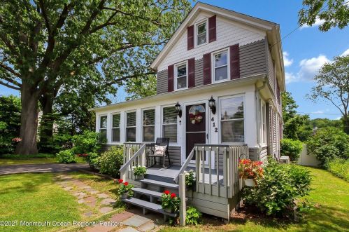 412 Glenmary Ave, Leonardo, NJ 07737-1638