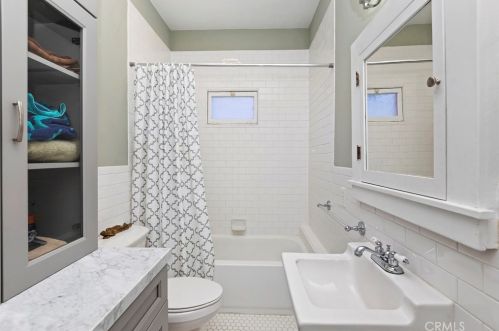 3892 Linwood Pl, Riverside CA  92506-1889 exterior