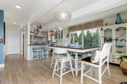 450 Tamiami Dr, Lavallette NJ  08735-3035 exterior