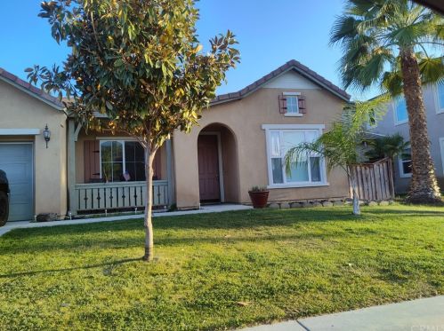 2840 Newcastle Way, San Jacinto, CA 92582-3745