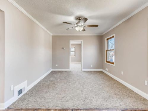 1427 Hazel St, Saint Paul MN  55119-4218 exterior