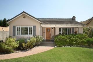 1800 Elizabeth St, Pasadena, CA 91104-2727