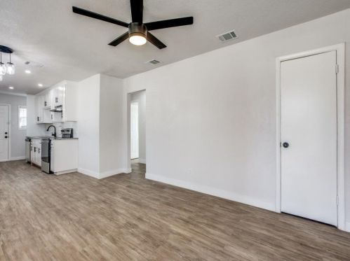 224 Glenfield Dr, Garland TX  75040-8437 exterior