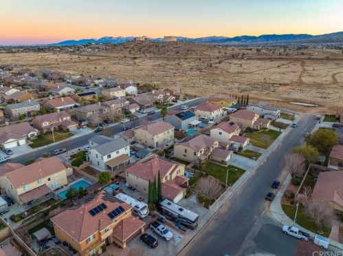 42234 Marbella St, Lancaster CA 93536 exterior