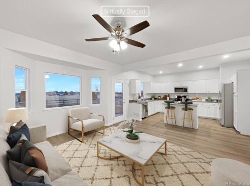 810 Village Dr, Milliken, CO 80543-3155