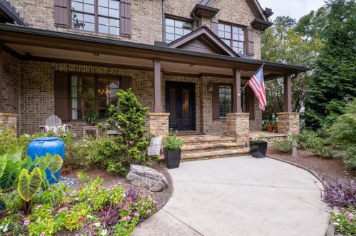 4110 Chippewa Pl, Atlanta GA  30319-1524 exterior