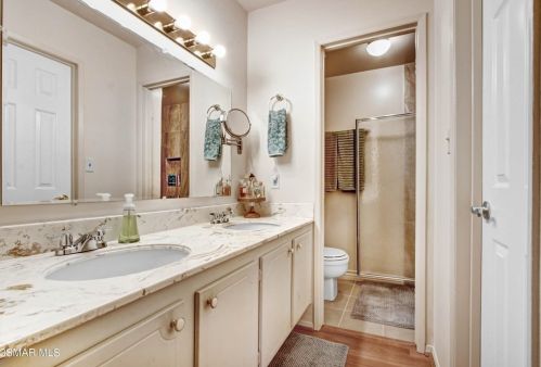 2548 Hawk St, Simi Valley CA 93065-2365 exterior