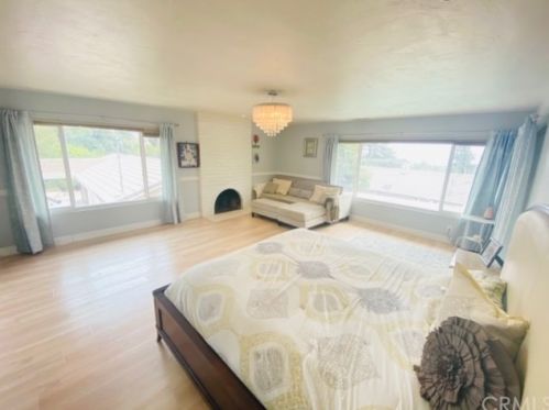 990 25 St, Upland CA 91784-1006 exterior