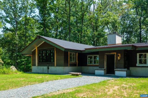 6397 Pig Mountain Rd, Free Union, VA 22940-1711