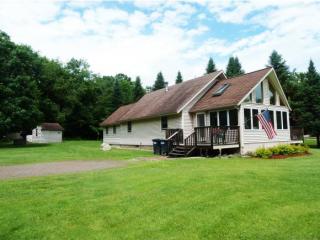 176 Texas Hill Rd, Huntington, VT 05462-9649