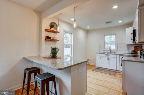 111 Eastman Ave, Lancaster PA  17603-4476 exterior