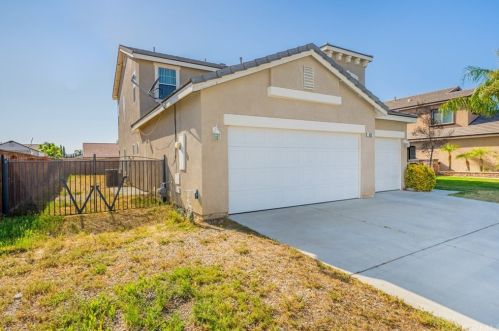852 Harbor St, San Jacinto, CA 92583-6538