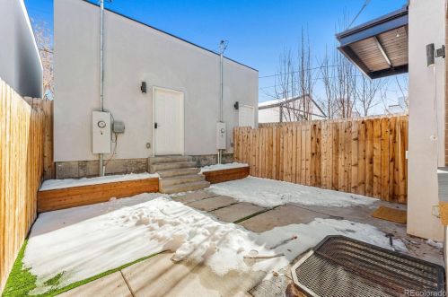 2442 Glenarm Pl, Denver CO  80205-3129 exterior