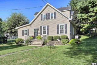 1126 West St, Carlisle, PA 17013-1440