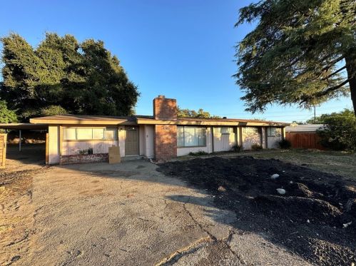 4585 Hawthorne St, Montclair, CA 91763-1907