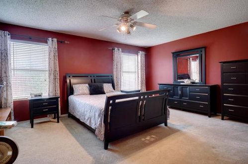 5232 Bedfordshire Dr, Fort Worth TX  76135-1437 exterior